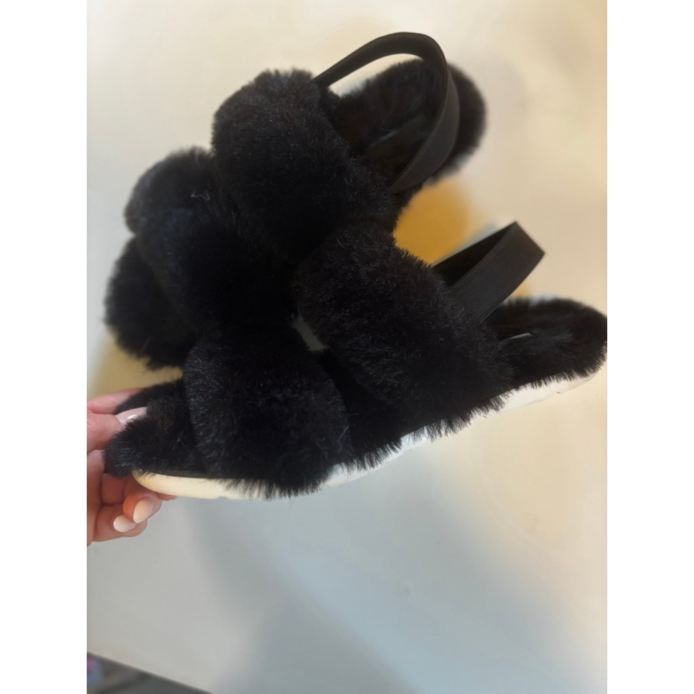 Women's Dolce Vita Black Faux Fur Slippers with White Sole Size 9 - Picture 2 of 8
